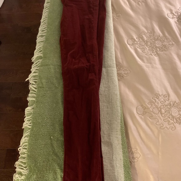 AG burgundy corduroy “the Legging” Super Skinny - Picture 4 of 7